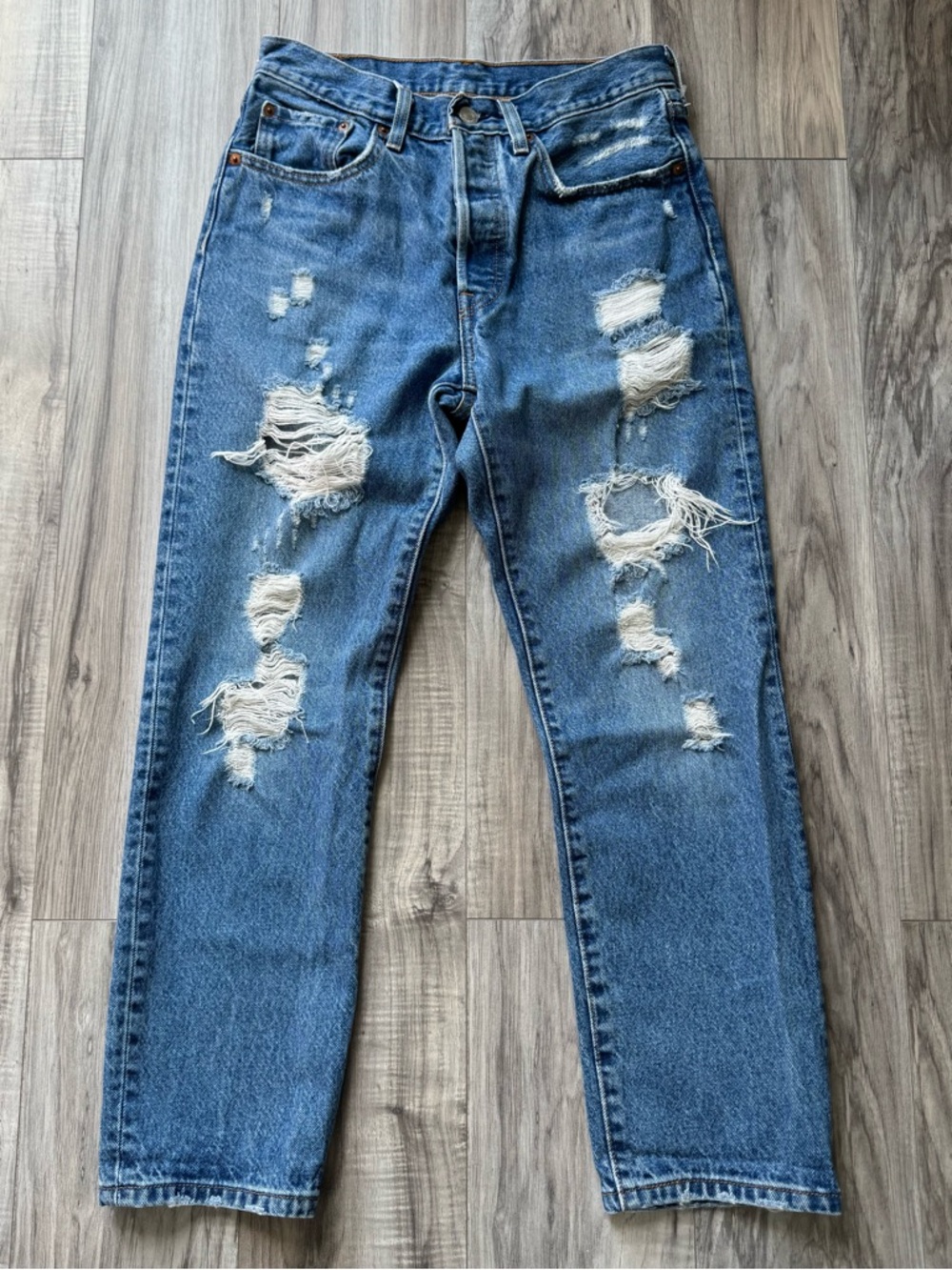 Levi's 501 Distressed Denim Jeans size 26